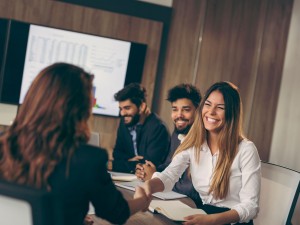 Recruiters: Why You Shouldn’t Fixate on Employment Gaps